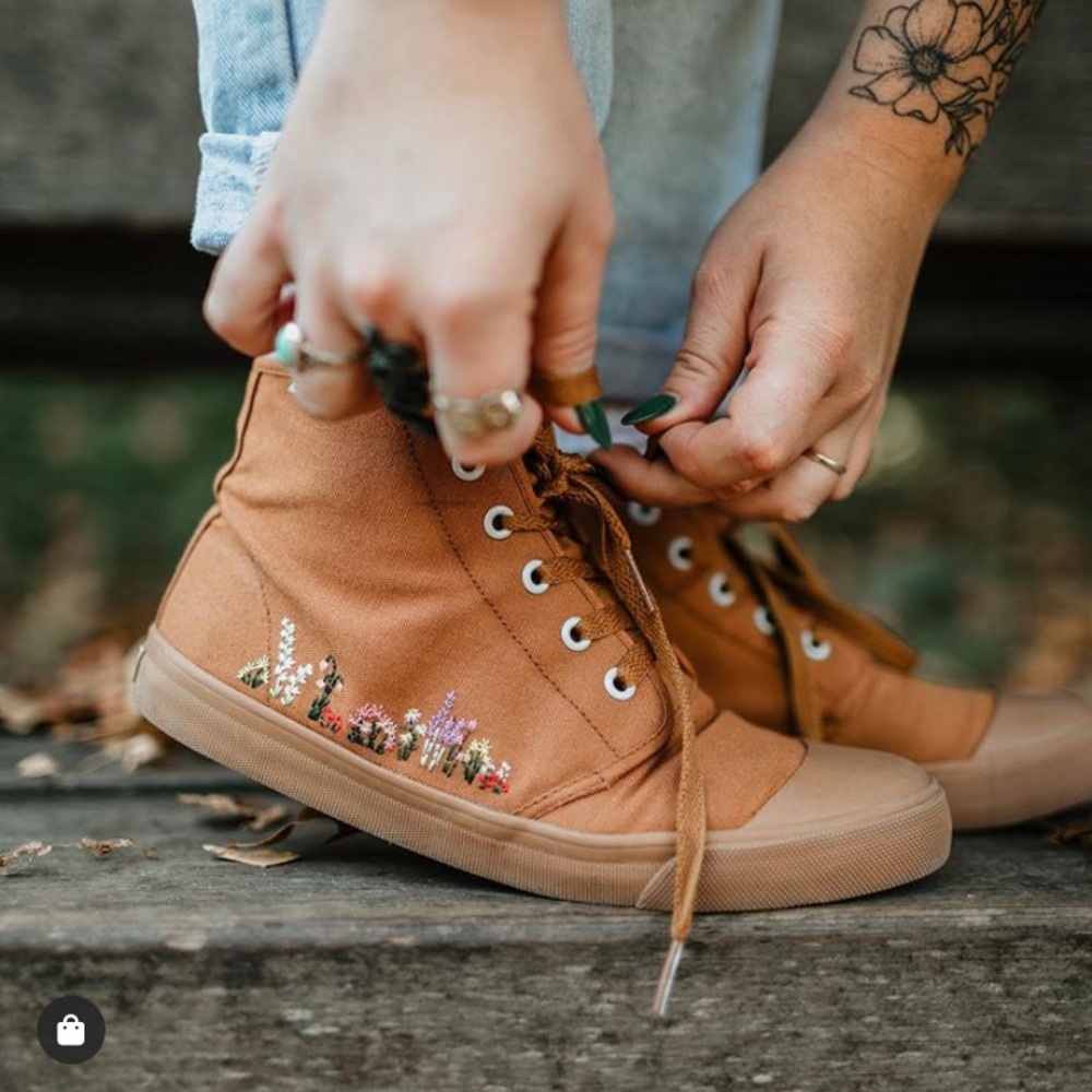Bangs Sahara Sand Floral High tops